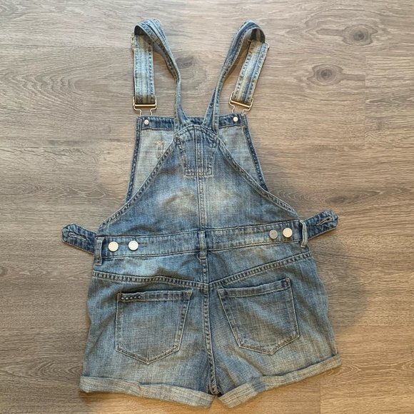 NWOT Blank NYC Short Distressed Denim Overalls -25 - Picture 2 of 11